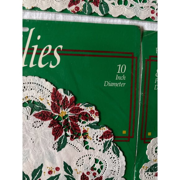 Royal Lace Poinsettia Lace Placemats & Doilies Sets - Picture 5 of 12